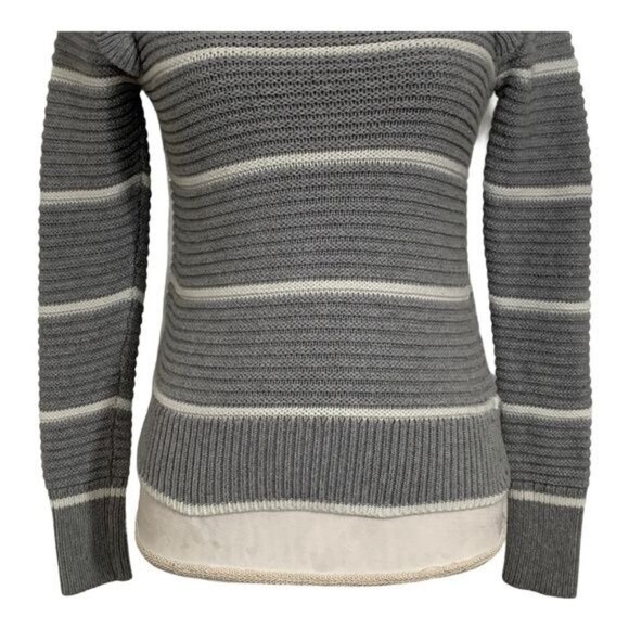 Banana Republic XS Gray Striped Sweater Ruffle Shoulder Knit Pullover Casual - Picture 4 of 10